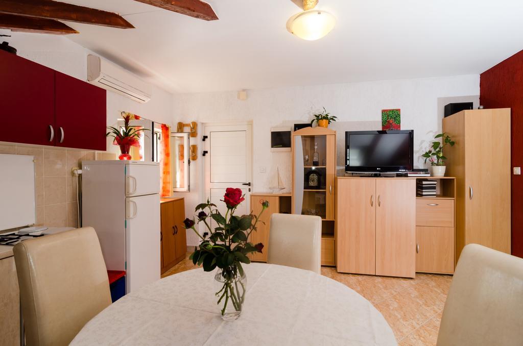 Apartment Mala Ana Дубровник Стая снимка