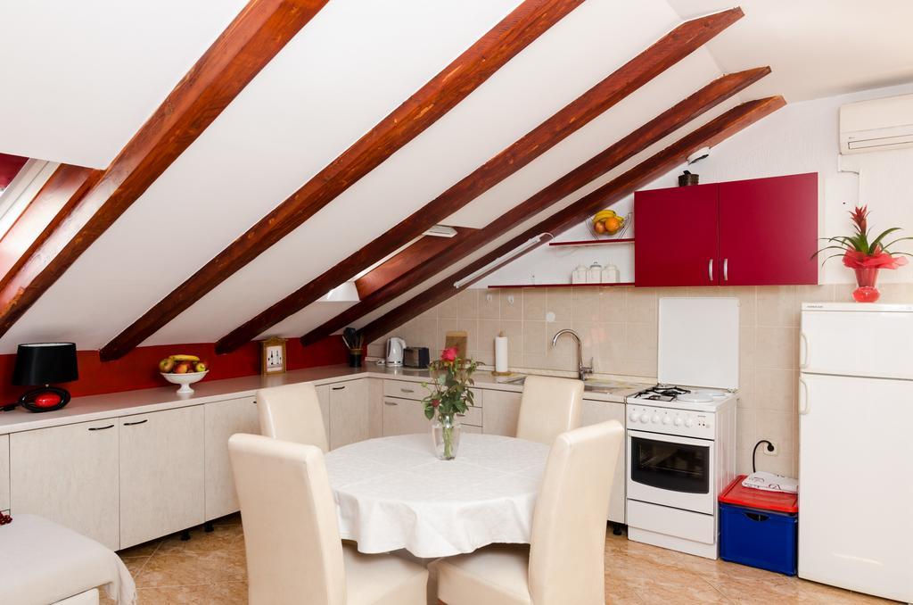 Apartment Mala Ana Дубровник Стая снимка