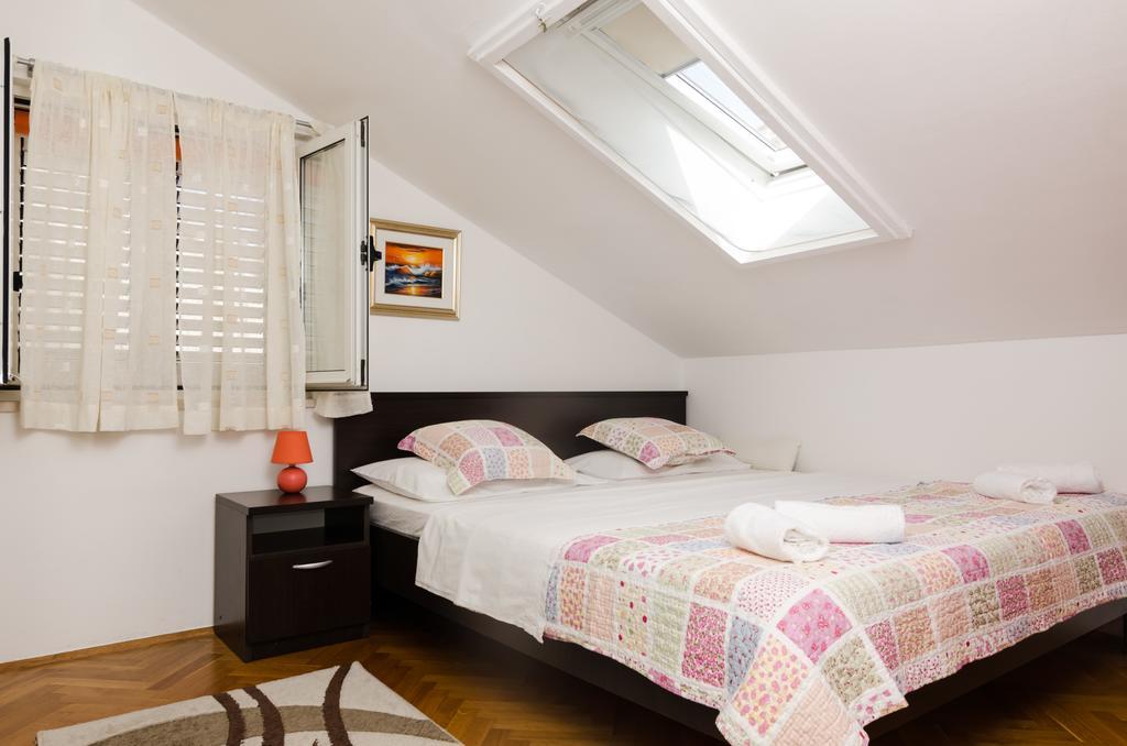Apartment Mala Ana Дубровник Екстериор снимка